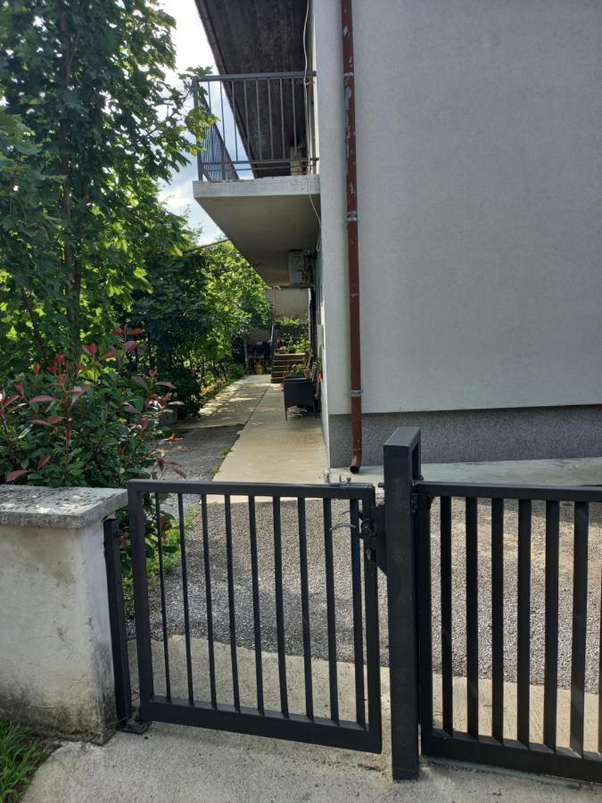 Apartman Dani Drazice Exterior foto